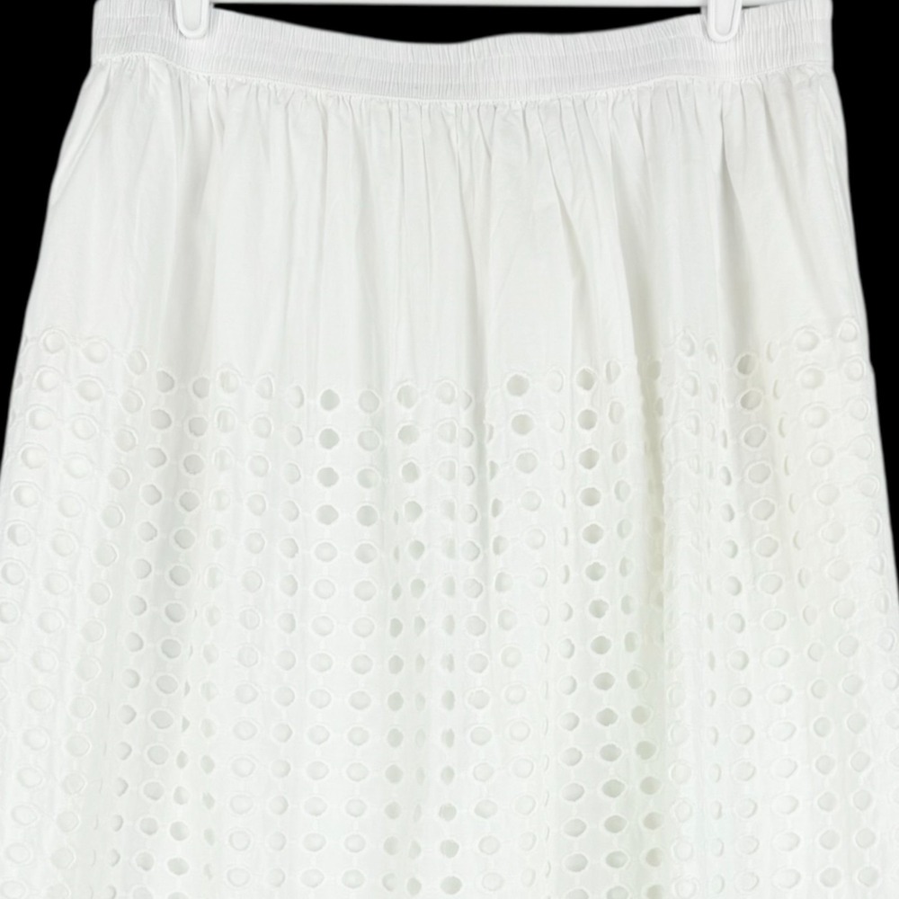 White Eyelet Maxi Skirt - Women - Picture 4 of 11